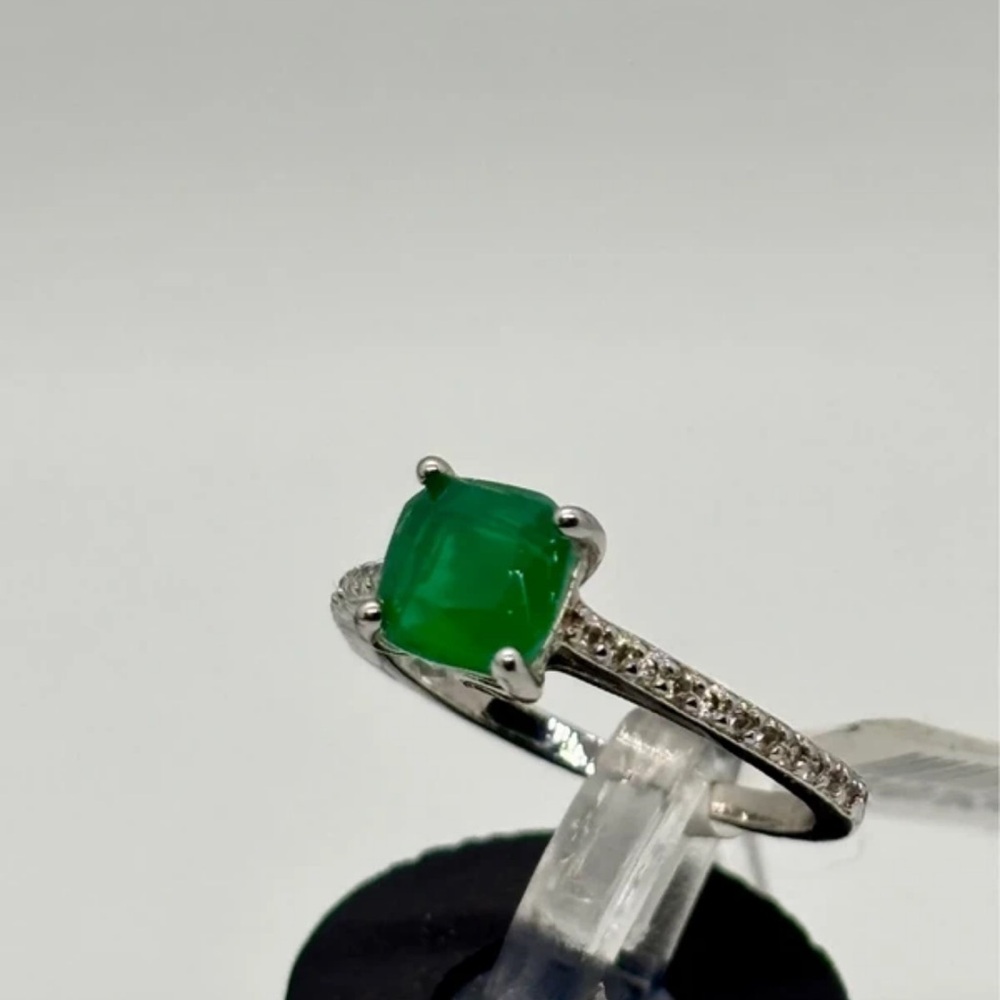 Sterling Silver Ring with Bright Green Cushion Gemstone